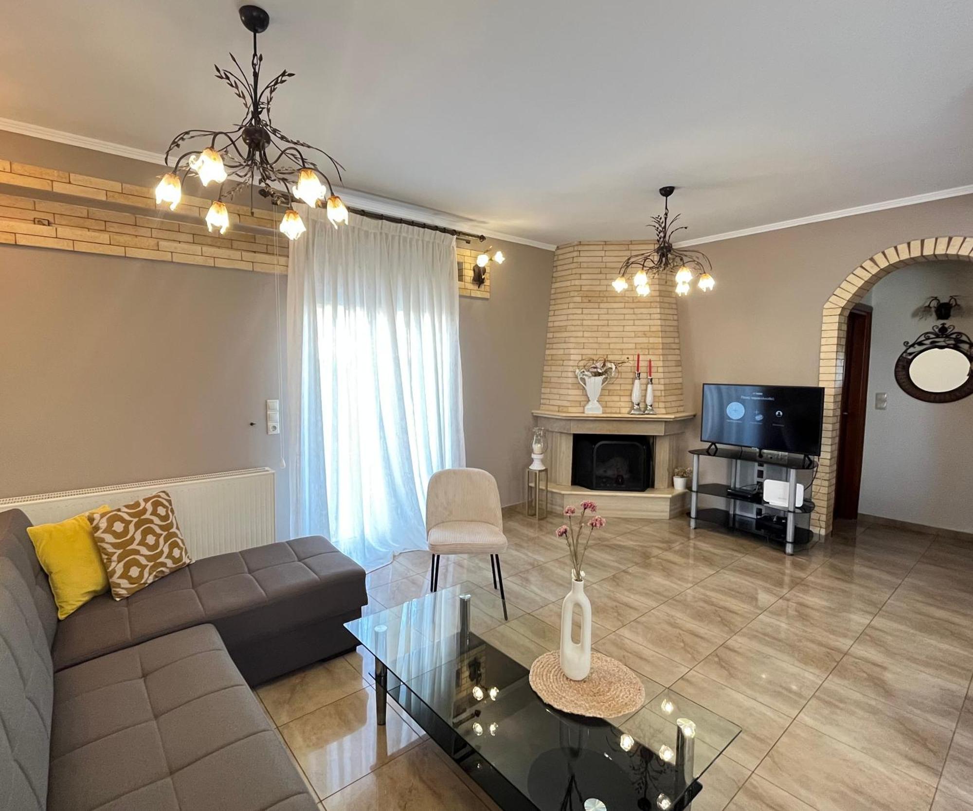 Hermes Casa Limenas Chersonisou